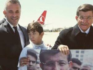 Başbakan Davutoğlu’nun özel(!) fotoğrafçısı