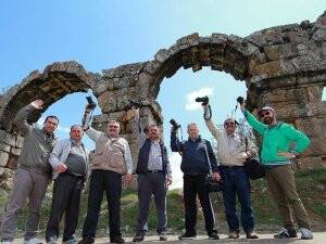 Doktor Muzaffer Temel, Bayram Kabadayı ve sanatçılarımız Efes’te