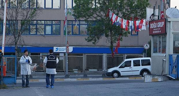 Bağcılar'da silahlı iş yeri soygunu