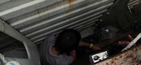 Babasından korktu ormanlık alana kaçtı