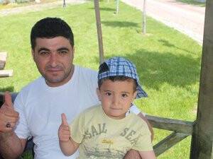 Ramazan Bey ve oğlu Ali Yasir ile birlikte