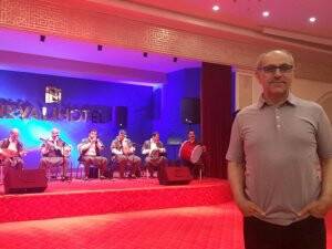 Prof. Fikret Akınerdem sıra gecesinde