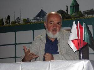 Özteke, Mevlana Hoşgörü Derneği’nde