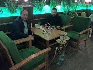 Ömer Doğancı Ortaköy Nargilede dinleniyor