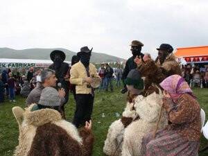 Küçükmuhsine’de muhteşem köy şenliği