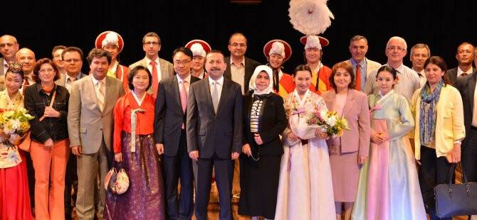 Selçuk'ta Güney Kore rüzgarı