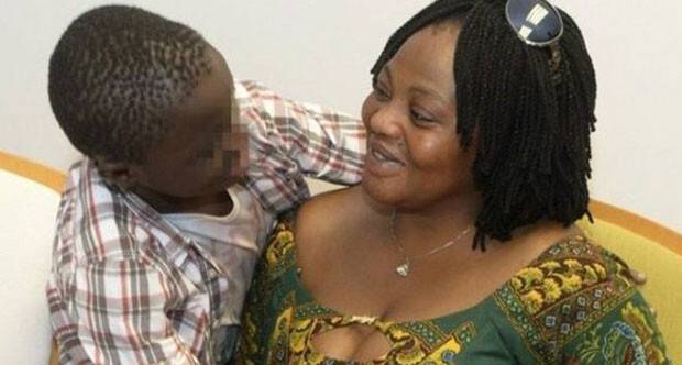 İspanya'ya bavul içinde giren çocuk annesine kavuştu