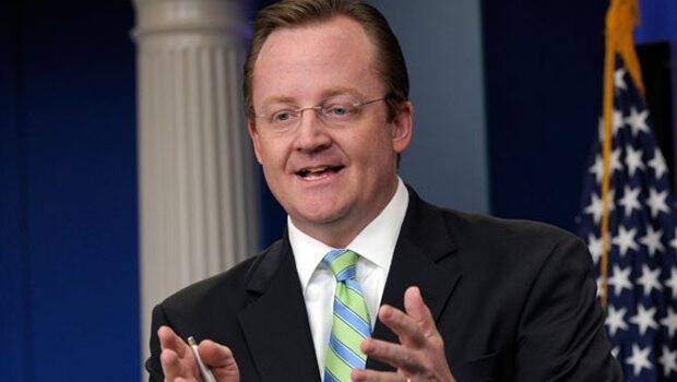 Beyaz Saray eski sözcüsü, McDonald's şirketinde işe başladı