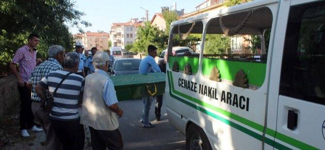 Oğluna not bırakıp kendini astı