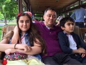 Serdar Usman dinleniyor