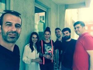 Veli Erim arkadaşlarıyla çay molasında