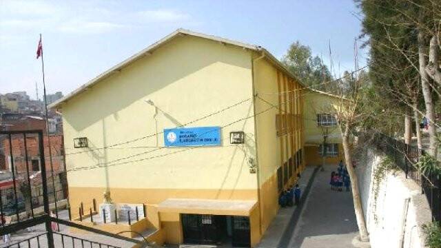 Kız Öğrencileri Taciz Eden Müdür Yardımcısı Tutuklandı