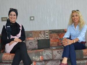 Aynı işyerinde eşimi özlerim