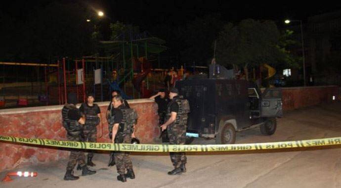 Gaziantep'te polise ateş açıldı: 2 yaralı