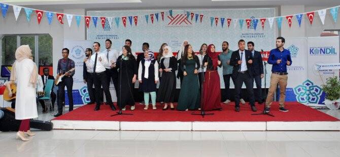 NEÜ'de Türkçe şöleni