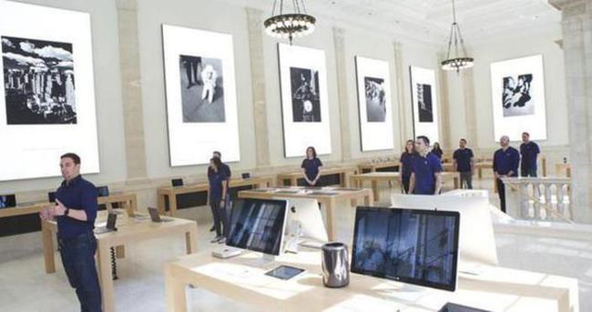 100 yıllık banka Apple Store oldu