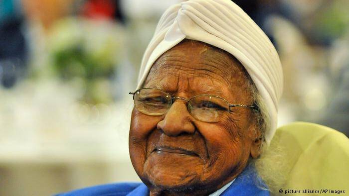 ‘Dünyanın en yaşlı insanı öldü’