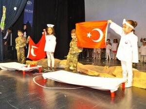 Akıllı Minikler’den muhteşem yılsonu finali