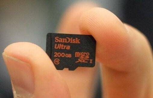 Hafıza kartlarında yeni boyut