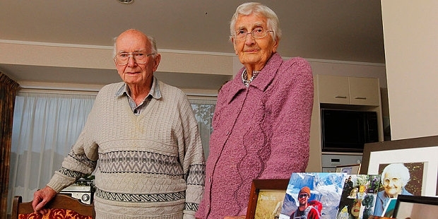 67 yıllık evlilikten sonra 2 saat arayla vefat ettiler