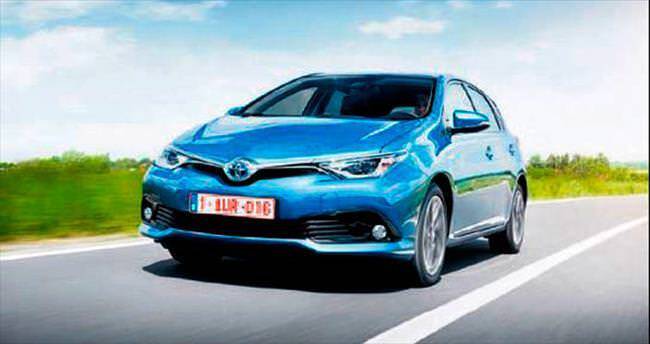 Toyota Auris modeli yenilendi