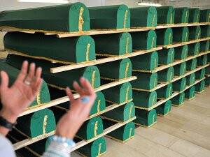 Srebrenitsa'da ''üç kuşak'' birden toprağa verilecek