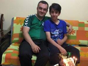 Dönmez ailesinde yaş günü kutlaması