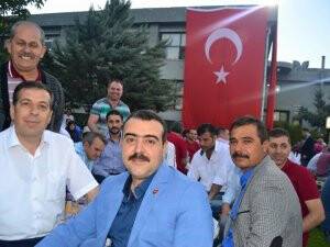 Hüsnü Öztürk ve Mustafa Sönmez iftarda