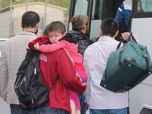 Tayland 90 Uygur'u Çin'e iade etti