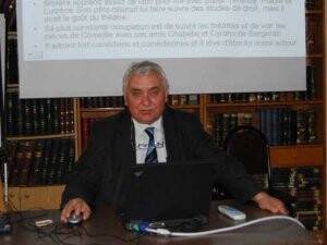 Prof. Dr. Gümüş Kütüphanesini Selçuk’a Bağışladı