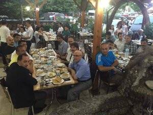 İbrahim Ay dostlarını Havzan Etliekmek’te konuk etti