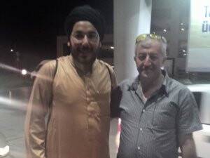 Ünlü Tasavvuf sanatçısı Yasin Konevi Adnan Arı ile birlikte