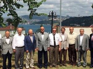Rektör Şeker Yönetim'de