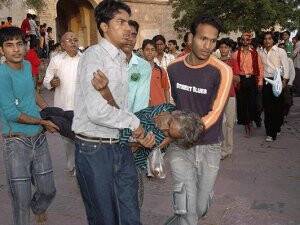 Tapınak İzdihamında 11 Kişi Öldü