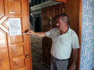 Hırsız kameralara yakalandı
