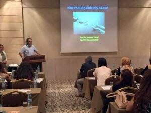Meram Tıp'ta Kanguru bakımı eğitimi verildi