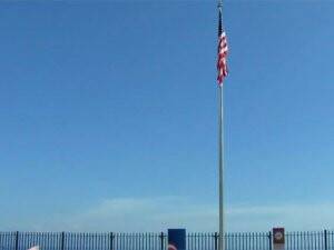Amerikan Bayrağı 54 Yıl Sonra Küba’da