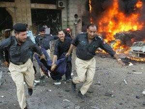 Pakistan'da İçişleri Bakanına Canlı Bomba Saldırısı: 10 Ölü