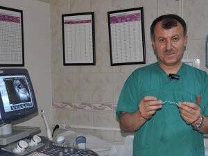 Anne karnındaki 140 gramlık bebeğe müdahale