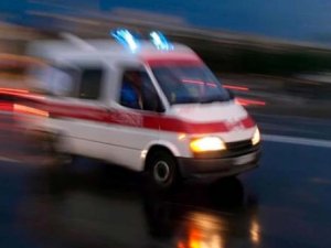 Ambulansa Yol Veren İşçi Servisine Tır Çarptı: 16 Yaralı