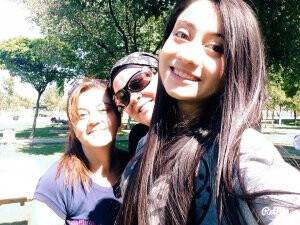 Nur Erdem dostları ile piknikte