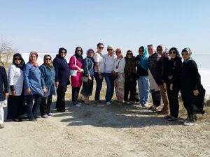 Türkmenoğlu partili bayanları Tuz gölünde konuk etti