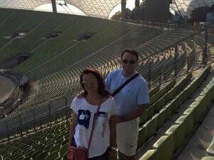 Yönet ailesi Munich Olimpiyat stadyumunda