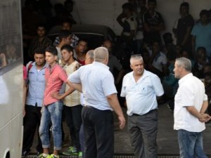 Bodrum'daki Kaçaklardan 180'i İzmir'e Gönderildi