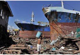 Filipinler'de Gıda Ve Su Sıkıntısı Giderek Artıyor