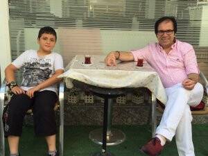 Selim Yıldırım Kemal amcası ile