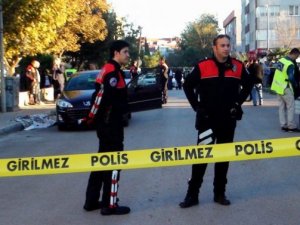 Polis Memuru, Tartıştığı Baldızını Öldürdü