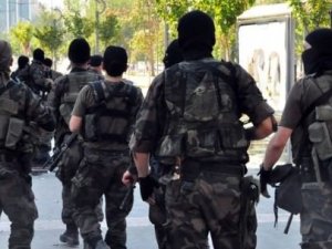 Zırhlı araç bombacısı PKK'lılar yakalandı!