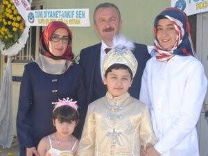 Çakar ailesinin mutlu günü