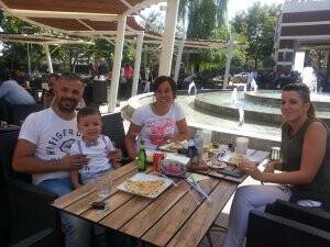 Tuna ailesi Kafe’mde